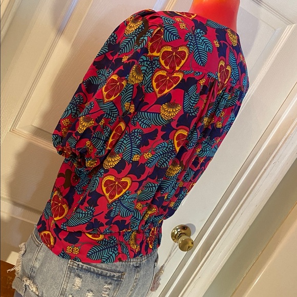 Rose & Olive Multicolor Floral Top - Picture 9 of 15